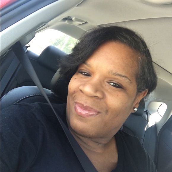 Meet your Posher, Sharee - Picture 1 of 1